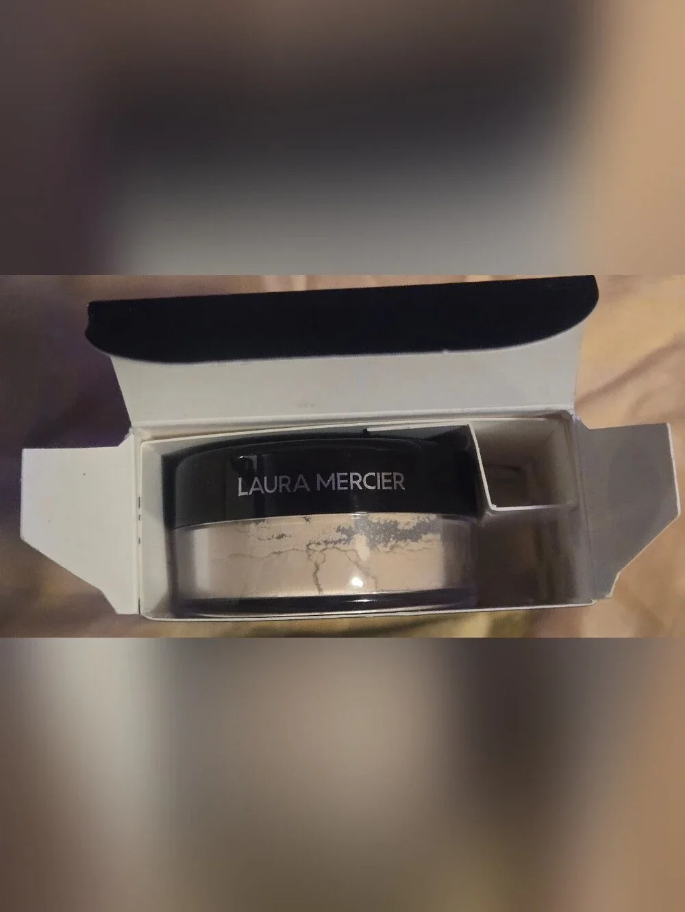 NIB Laura Mercier Translucent Loose Setting Powder Mini 5g/0.17 oz.